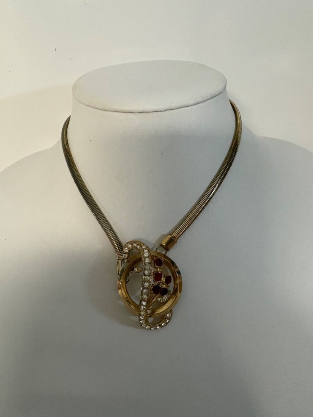 Vintage Gold-Tone Choker Necklace Clear and Red Rhinestones 15-Inch Snake Chain